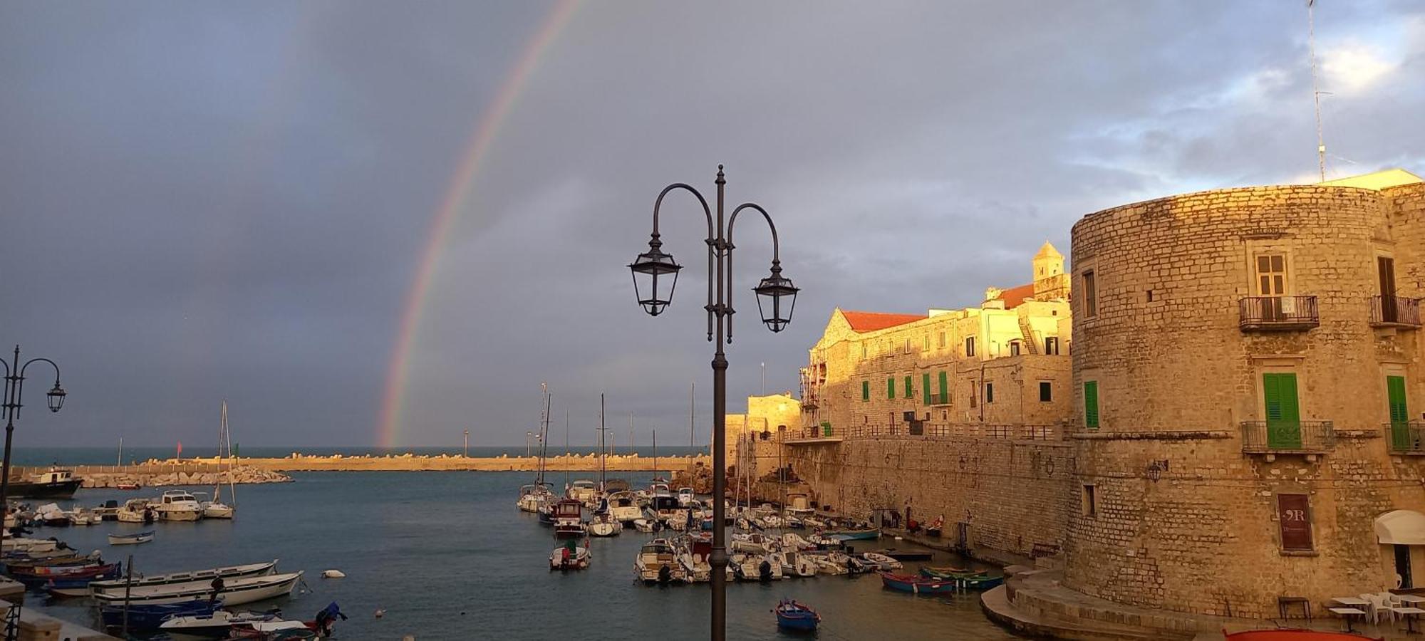 Giovinazzo Historic Apulia Old Town Stone House With Private Patio 아파트 외부 사진